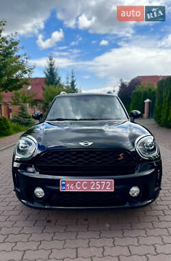 Хетчбек MINI Countryman 2017 в 