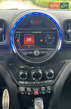 Хетчбек MINI Countryman 2017 в 