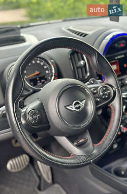 Хетчбек MINI Countryman 2017 в 