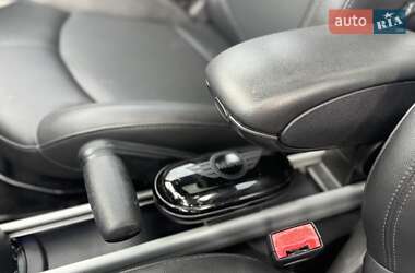 Хетчбек MINI Countryman 2013 в 