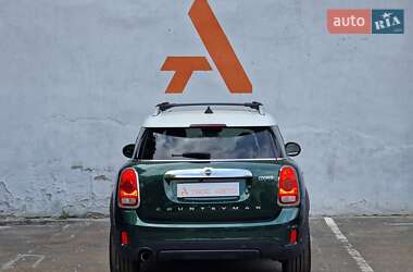 Хэтчбек MINI Countryman 2017 в 