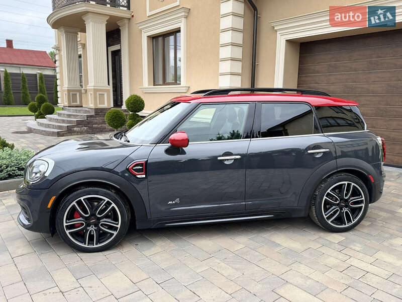 Хэтчбек MINI Countryman 2019 в Черновцах