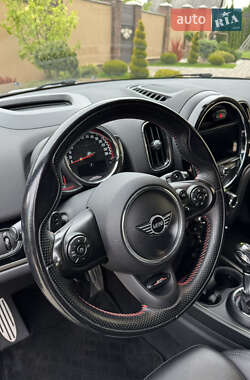 Хэтчбек MINI Countryman 2019 в 