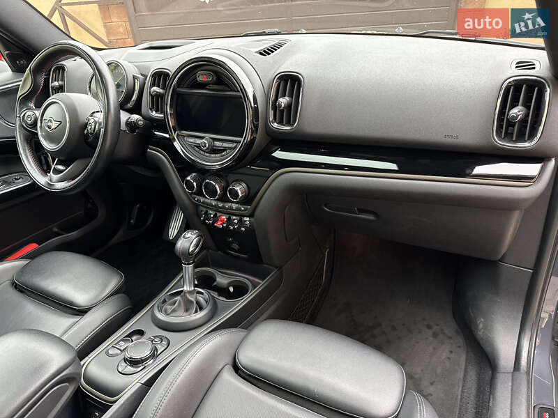 Хэтчбек MINI Countryman 2019 в Черновцах