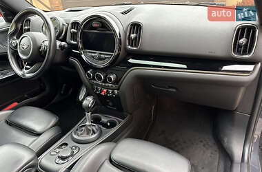 Хэтчбек MINI Countryman 2019 в 