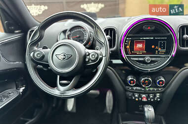 Хэтчбек MINI Countryman 2019 в 