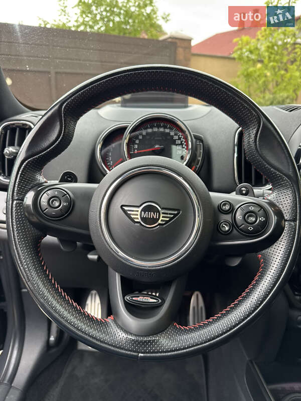 Хэтчбек MINI Countryman 2019 в Черновцах