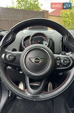 Хэтчбек MINI Countryman 2019 в 