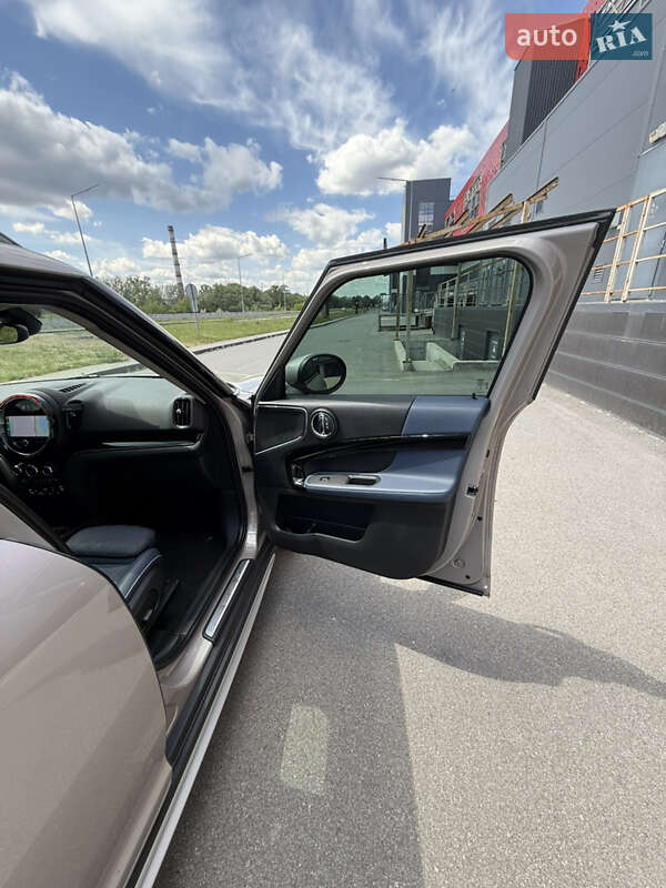 Внедорожник / Кроссовер MINI Countryman 2023 в Киеве