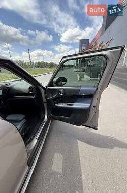 Позашляховик / Кросовер MINI Countryman 2023 в 