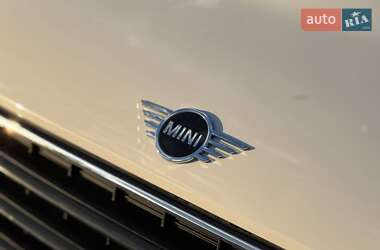 Хэтчбек MINI Countryman 2019 в 