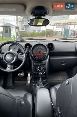 Внедорожник / Кроссовер MINI Countryman 2016 в 
