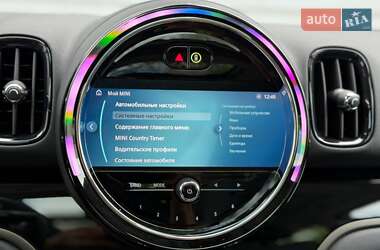 Внедорожник / Кроссовер MINI Countryman 2023 в 
