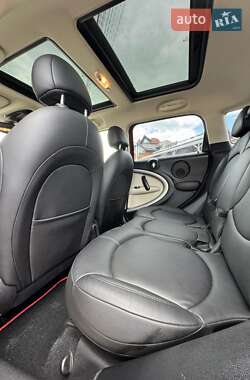 Позашляховик / Кросовер MINI Countryman 2015 в 