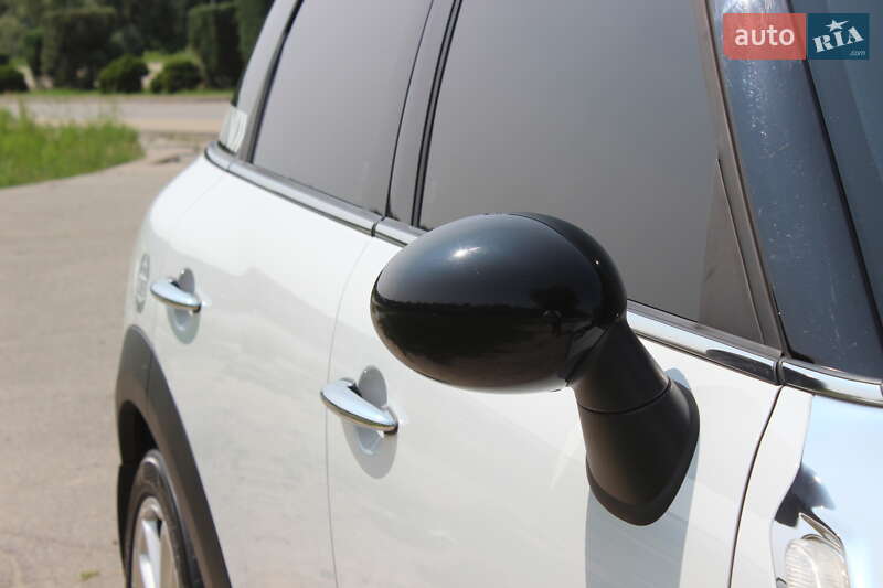 Внедорожник / Кроссовер MINI Countryman 2015 в Днепре