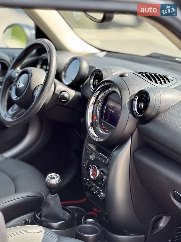 Внедорожник / Кроссовер MINI Countryman 2015 в Кривом Роге