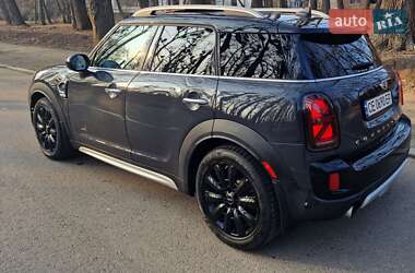 Хэтчбек MINI Countryman 2017 в 