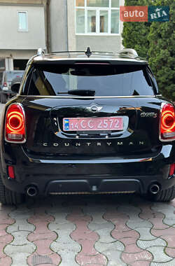 Хэтчбек MINI Countryman 2017 в 