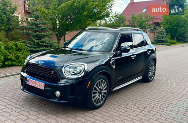 Хэтчбек MINI Countryman 2017 в 
