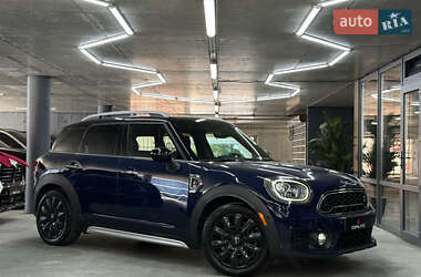 Хэтчбек MINI Countryman 2017 в 