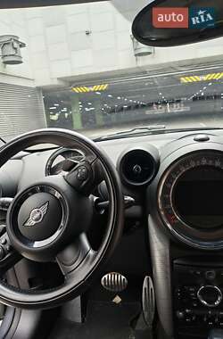 Внедорожник / Кроссовер MINI Countryman 2016 в 