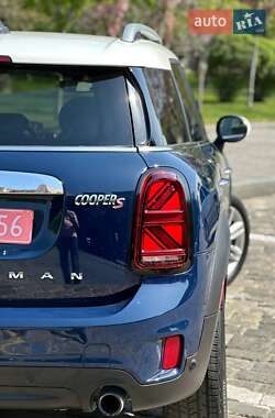 Хэтчбек MINI Countryman 2017 в 