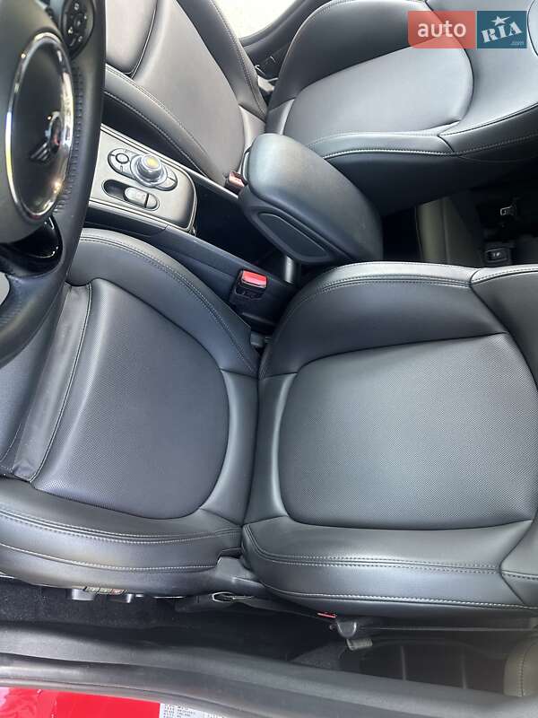 Хэтчбек MINI Countryman 2019 в Киеве фото 37 Хэтчбек MINI Countryman 2019 в Киеве