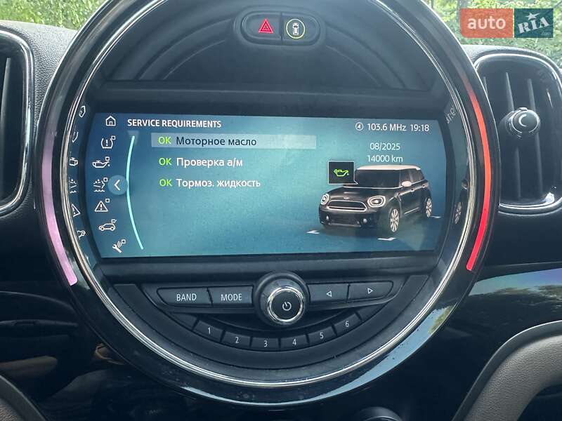 Хэтчбек MINI Countryman 2019 в Киеве фото 51 Хэтчбек MINI Countryman 2019 в Киеве