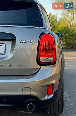 Хэтчбек MINI Countryman 2018 в 