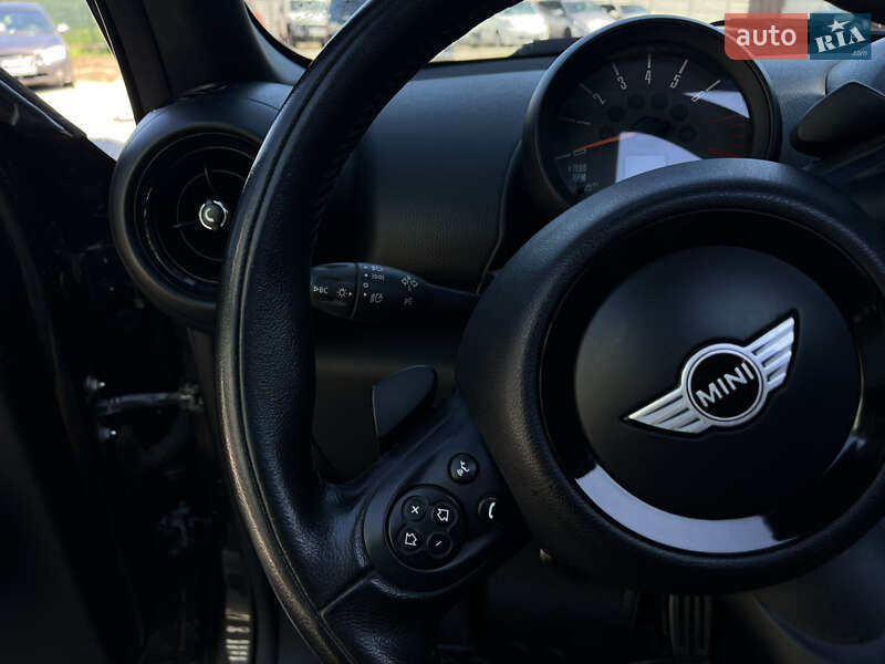 Внедорожник / Кроссовер MINI Countryman 2016 в Харькове