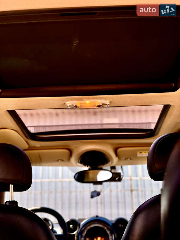 Хэтчбек MINI Countryman 2014 в Киеве