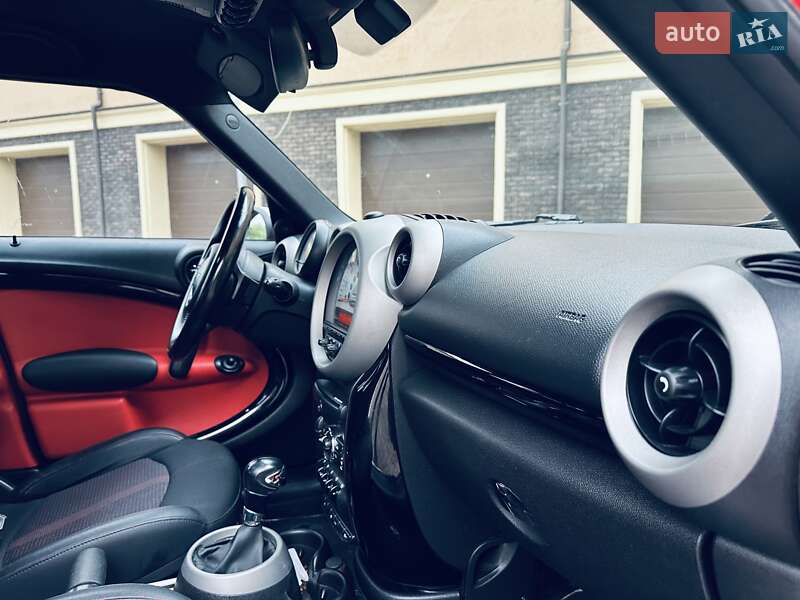 Хэтчбек MINI Countryman 2011 в Киеве