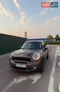 Внедорожник / Кроссовер MINI Countryman 2014 в Киеве