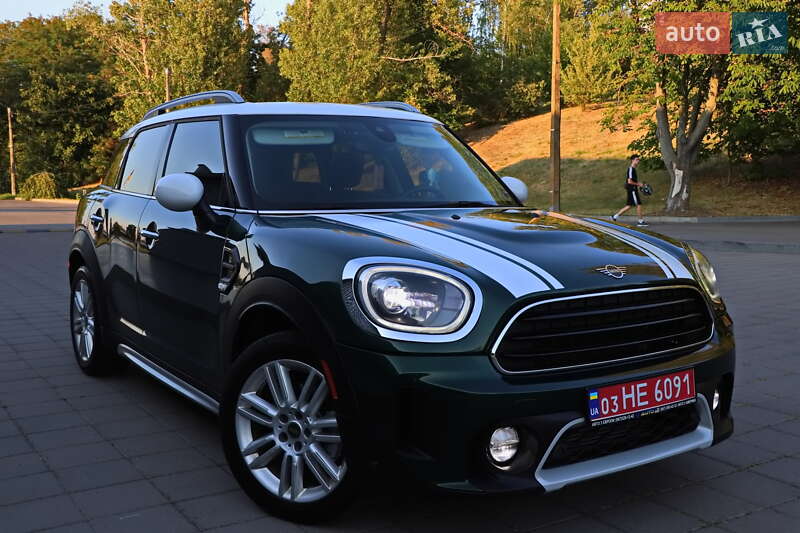 Хэтчбек MINI Countryman 2018 в 