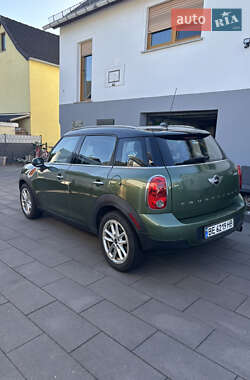 Внедорожник / Кроссовер MINI Countryman 2016 в 