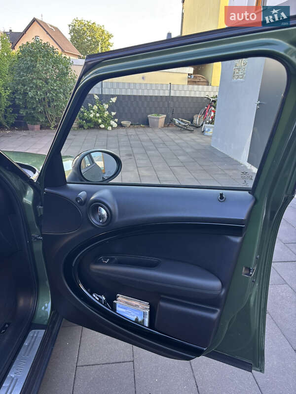 Внедорожник / Кроссовер MINI Countryman 2016 в Первомайске