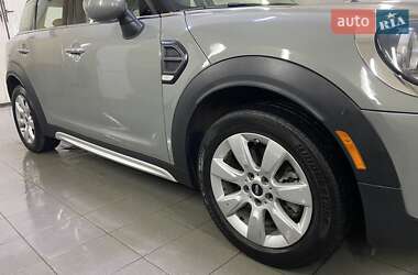 Хэтчбек MINI Countryman 2019 в 