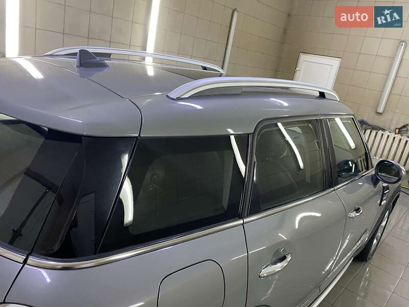 Хэтчбек MINI Countryman 2019 в Умани фото 13 Хэтчбек MINI Countryman 2019 в Умани