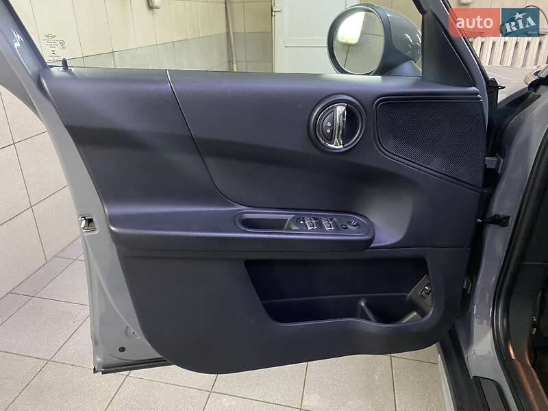 Хэтчбек MINI Countryman 2019 в Умани фото 22 Хэтчбек MINI Countryman 2019 в Умани