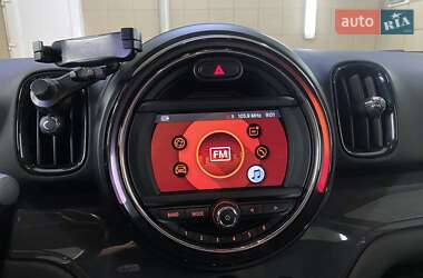 Хэтчбек MINI Countryman 2019 в 