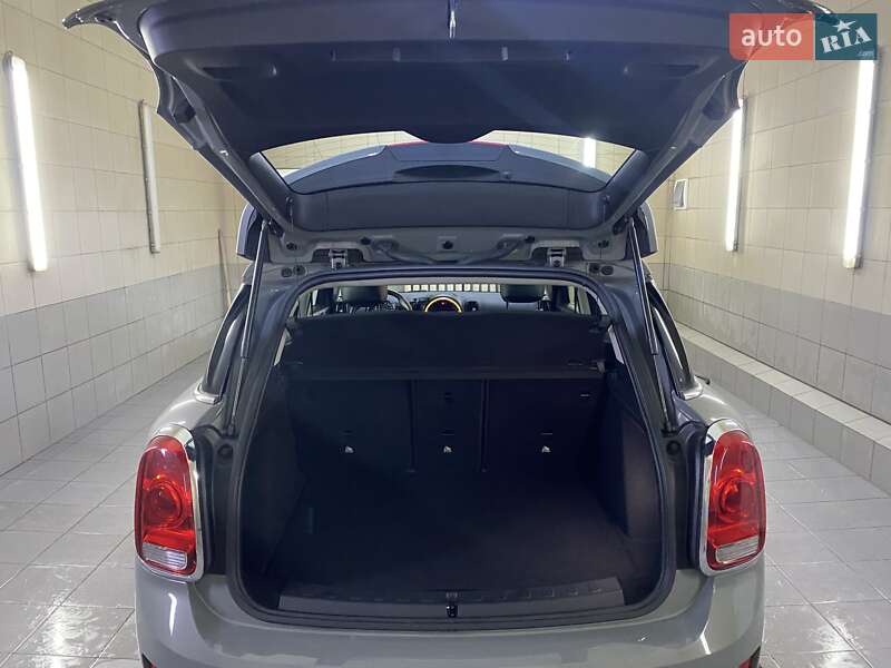 Хэтчбек MINI Countryman 2019 в Умани фото 42 Хэтчбек MINI Countryman 2019 в Умани