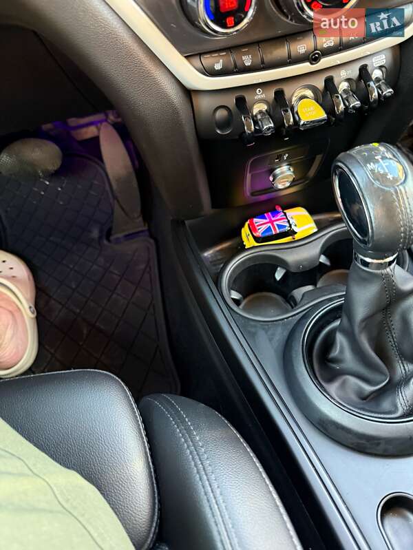 Хэтчбек MINI Countryman 2018 в Ивано-Франковске фото 3 Хэтчбек MINI Countryman 2018 в Ивано-Франковске