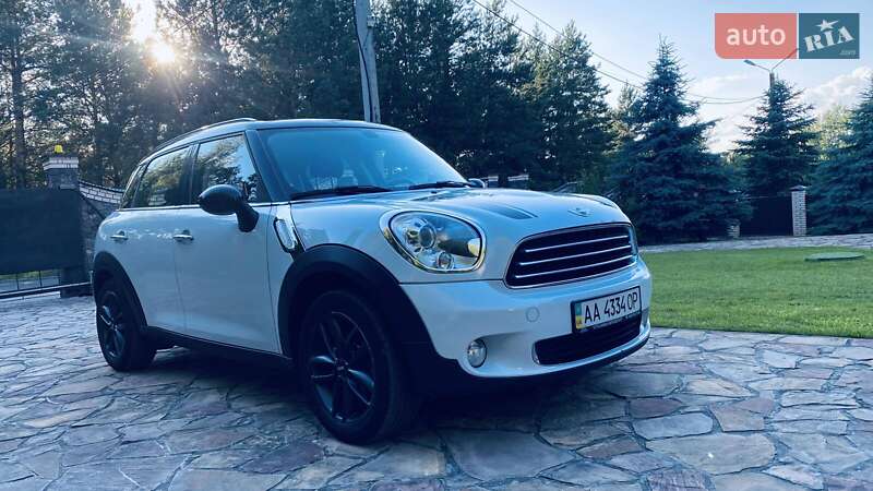 Внедорожник / Кроссовер MINI Countryman 2014 в Киеве
