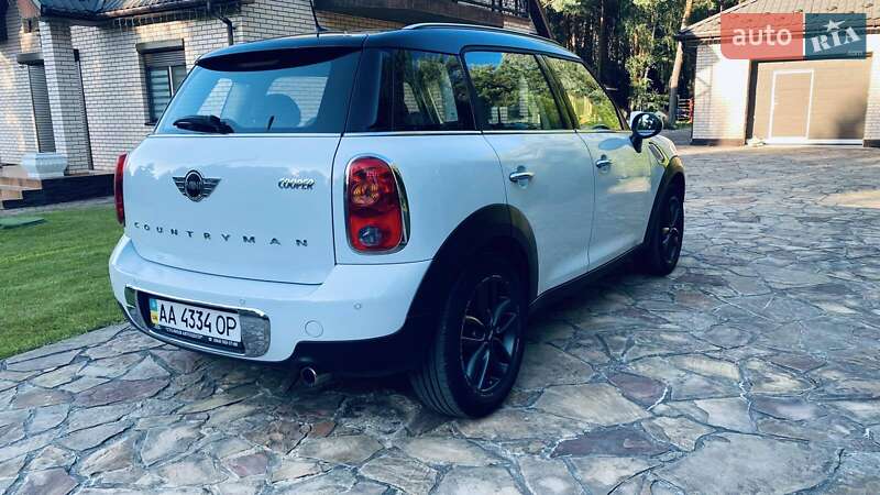 Внедорожник / Кроссовер MINI Countryman 2014 в Киеве