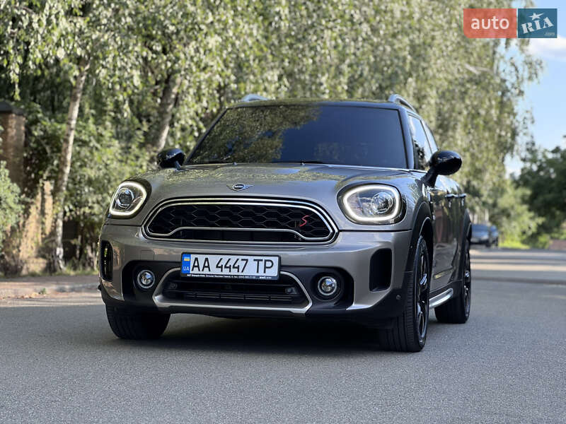 Хэтчбек MINI Countryman 2017 в Киеве фото 11 Хэтчбек MINI Countryman 2017 в Киеве
