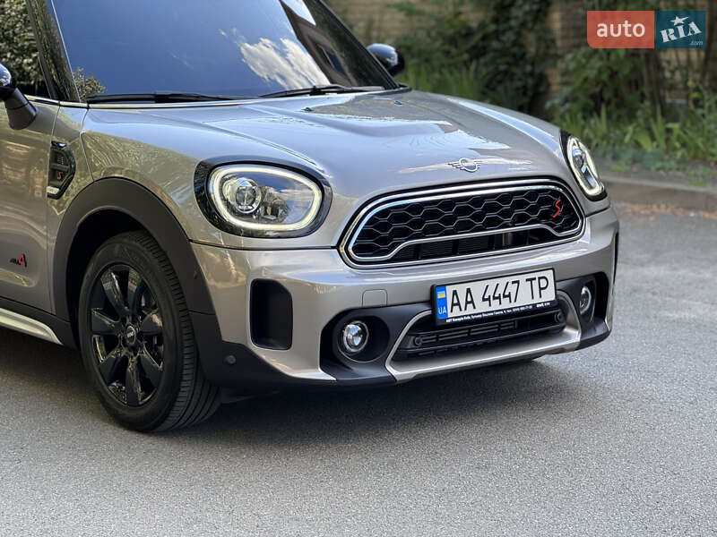 Хэтчбек MINI Countryman 2017 в Киеве фото 17 Хэтчбек MINI Countryman 2017 в Киеве