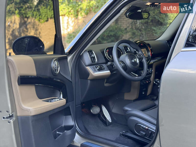 Хэтчбек MINI Countryman 2017 в Киеве фото 37 Хэтчбек MINI Countryman 2017 в Киеве