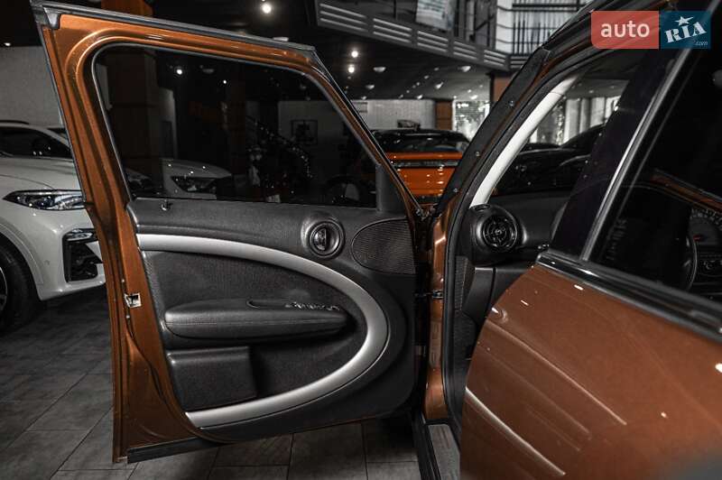 Позашляховик / Кросовер MINI Countryman 2016 в Одесі фото 19 Позашляховик / Кросовер MINI Countryman 2016 в Одесі