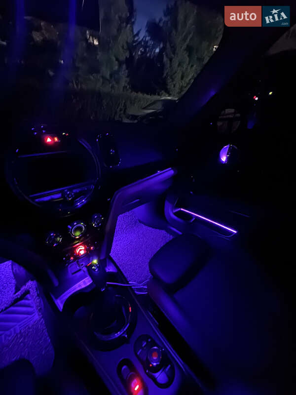 Хэтчбек MINI Countryman 2017 в Киеве фото 56 Хэтчбек MINI Countryman 2017 в Киеве