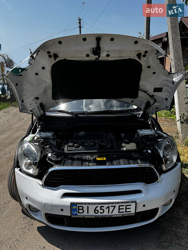 Позашляховик / Кросовер MINI Countryman 2011 в Глобиному